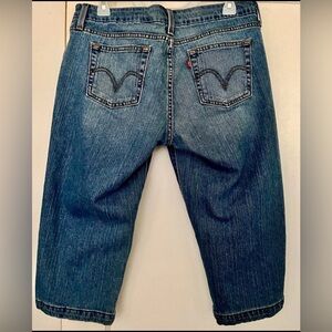 LEVIS 545 Capri Pants